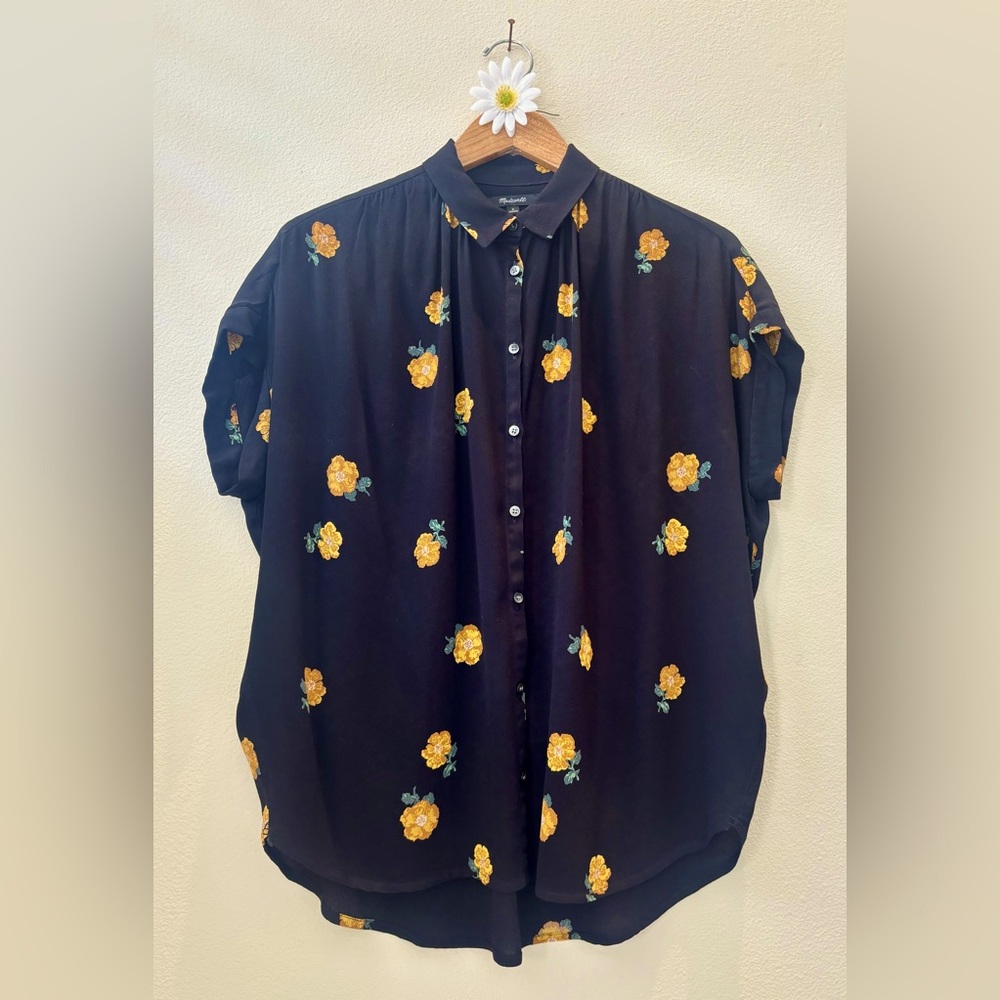 MADEWELL Black Floral Capped Sleeve Bouse